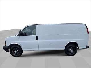 2017 Chevrolet Express 2500 1GCWGAFF1H1110097 in Painesville, OH 5