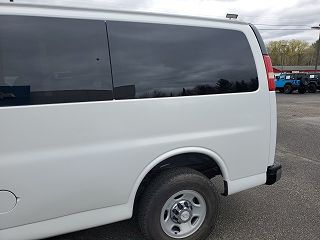 2017 Chevrolet Express 3500 1GAZGMFG1H1224570 in Roscommon, MI 79