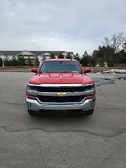 2017 Chevrolet Silverado 1500 LT 3GCUKREC8HG448545 in Ames, IA 3