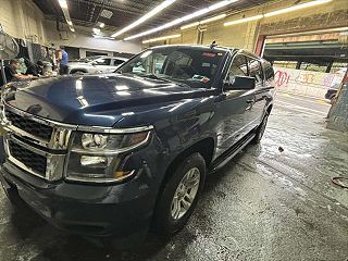 2017 Chevrolet Suburban LT 1GNSKHKC1HR396981 in Brooklyn, NY 4