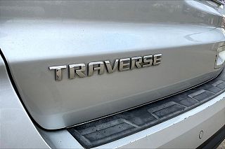 2017 Chevrolet Traverse LT 1GNKRGKD7HJ166441 in Fresno, CA 8