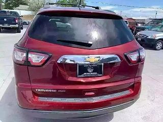 2017 Chevrolet Traverse LT 1GNKVHKD3HJ178359 in Hermiston, OR 8