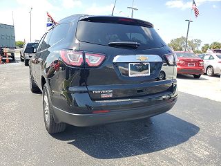 2017 Chevrolet Traverse LT 1GNKRHKD6HJ224996 in Hialeah, FL 7