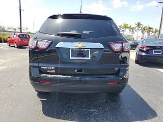 2017 Chevrolet Traverse LT 1GNKRHKD6HJ224996 in Hialeah, FL 9