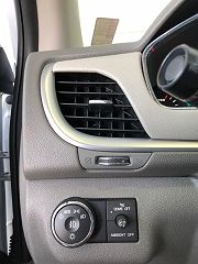 2017 Chevrolet Traverse LT 1GNKRHKDXHJ222443 in Winnsboro, SC 13