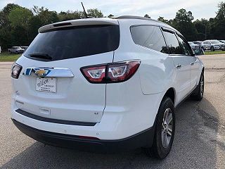 2017 Chevrolet Traverse LT 1GNKRHKDXHJ222443 in Winnsboro, SC 8