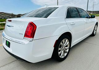 2017 Chrysler 300 Limited Edition 2C3CCARG7HH591482 in Grand Island, NE 3