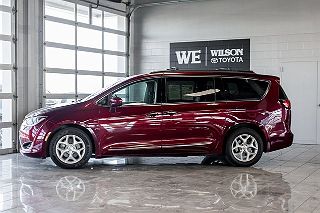 2017 Chrysler Pacifica Touring-L 2C4RC1BG5HR661250 in Ames, IA