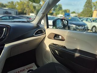 2017 Chrysler Pacifica LX 2C4RC1CG5HR723051 in Fairfield, OH 19