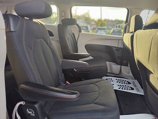 2017 Chrysler Pacifica LX 2C4RC1CG5HR723051 in Fairfield, OH 21