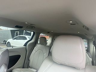 2017 Chrysler Pacifica Touring-L 2C4RC1BG7HR598801 in Hollidaysburg, PA 26