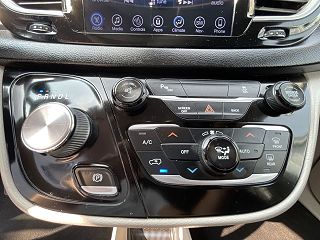 2017 Chrysler Pacifica Touring-L 2C4RC1BG7HR569606 in Hoopeston, IL 18