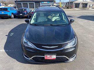 2017 Chrysler Pacifica  2C4RC1BG2HR500922 in Jackson, MI 2