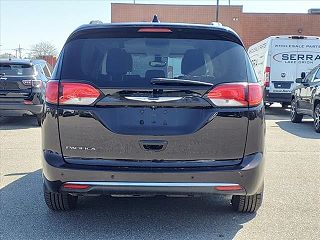 2017 Chrysler Pacifica Touring-L 2C4RC1BGXHR645061 in Lake Orion, MI 5