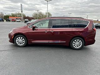2017 Chrysler Pacifica Touring-L 2C4RC1BG8HR837465 in Rochelle, IL 22