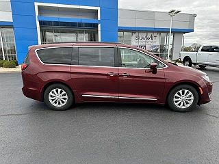 2017 Chrysler Pacifica Touring-L 2C4RC1BG8HR837465 in Rochelle, IL 26