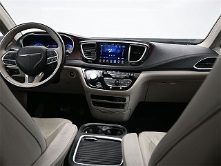 2017 Chrysler Pacifica Limited 2C4RC1GG0HR747896 in Tulsa, OK 14