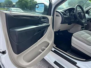 2017 Dodge Grand Caravan SE 2C7WDGBG6HR828818 in Miami, FL 10