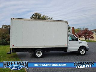 2017 Ford Econoline E-350 1FDWE3F66HDC38993 in Harrisburg, PA 6