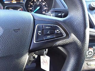 2017 Ford Escape SE 1FMCU9GD0HUD90273 in North Plainfield, NJ 16
