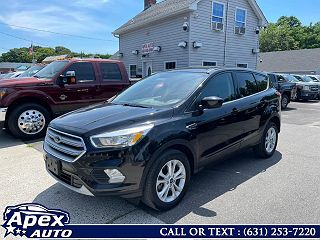 2017 Ford Escape SE 1FMCU9GD1HUA69231 in Selden, NY 1