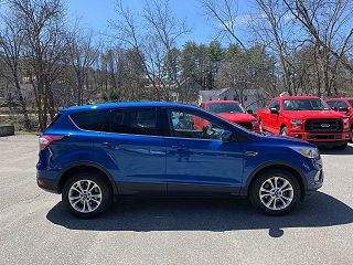 2017 Ford Escape SE 1FMCU9GD5HUD33373 in Warrensburg, NY