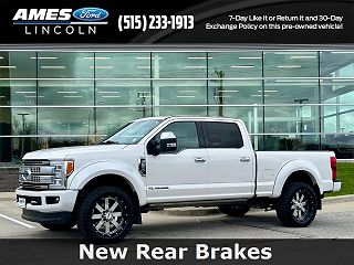 2017 Ford F-250 Platinum Edition 1FT7W2BT0HEE32442 in Ames, IA