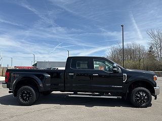 2017 Ford F-350 Lariat 1FT8W3DT0HEE54948 in Greenville, OH 5