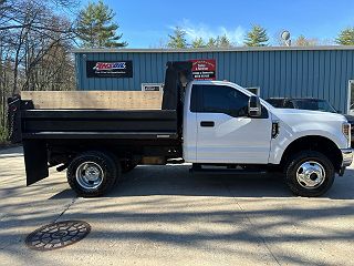 2017 Ford F-350  1FDRF3H64HDA08828 in Upton, MA