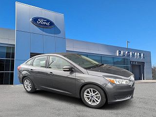 2017 Ford Focus SE VIN: 1FADP3F27HL345825