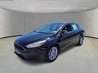 2017 Ford Focus SE VIN: 1FADP3F22HL315485