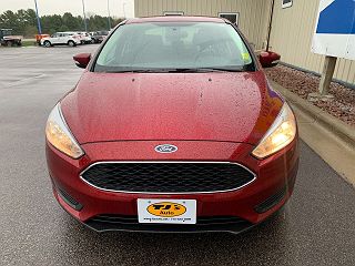 2017 Ford Focus SE 1FADP3F20HL323410 in Wisconsin Rapids, WI 3