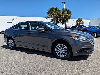 2017 Ford Fusion S 3FA6P0G73HR137993 in Lake Wales, FL 1