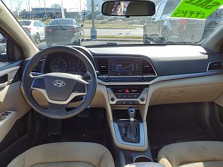 2017 Hyundai Elantra SE KMHD74LF1HU114903 in Dayton, OH 4