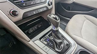 2017 Hyundai Elantra SE 5NPD74LF4HH101285 in Eau Claire, WI 14
