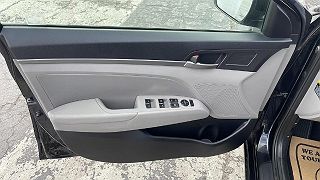 2017 Hyundai Elantra SE 5NPD84LF7HH010041 in Midlothian, IL 9