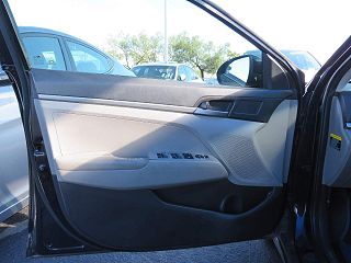 2017 Hyundai Elantra SE KMHD74LF7HU083026 in Tucson, AZ 6