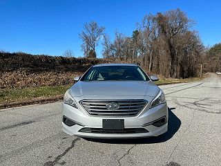 2017 Hyundai Sonata SE 5NPE24AFXHH532560 in Greensboro, NC 4