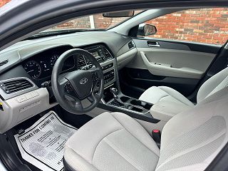 2017 Hyundai Sonata Base 5NPE24AF6HH543958 in Johnston, RI 9