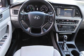 2017 Hyundai Sonata  KMHE14L22HA059902 in Tracy, CA 14