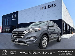 2017 Hyundai Tucson  KM8J3CA23HU271437 in Cape Girardeau, MO 1