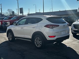 2017 Hyundai Tucson SE KM8J33A40HU277939 in Independence, MO 5