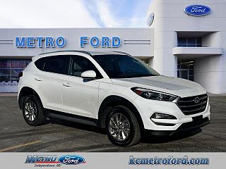 2017 Hyundai Tucson SE VIN: KM8J33A40HU277939