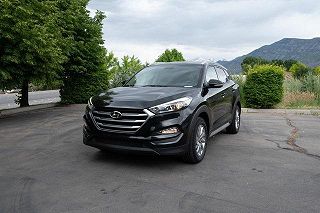 2017 Hyundai Tucson SE Plus VIN: KM8J3CA46HU468054