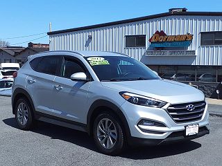 2017 Hyundai Tucson SE VIN: KM8J3CA48HU557947