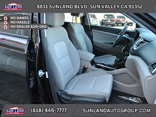 2017 Hyundai Tucson SE KM8J33A42HU283922 in Sun Valley, CA 15