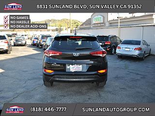 2017 Hyundai Tucson SE KM8J33A42HU283922 in Sun Valley, CA 6