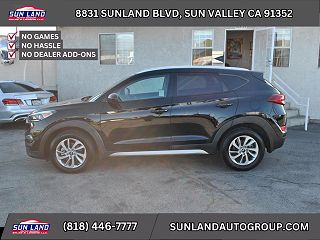 2017 Hyundai Tucson SE KM8J33A42HU283922 in Sun Valley, CA 8