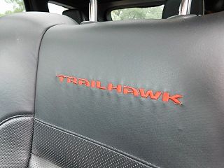 2017 Jeep Grand Cherokee Trailhawk 1C4RJFLG8HC938886 in Saukville, WI 19