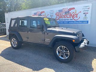 2017 Jeep Wrangler  1C4BJWDG7HL657582 in Dunn, NC 1